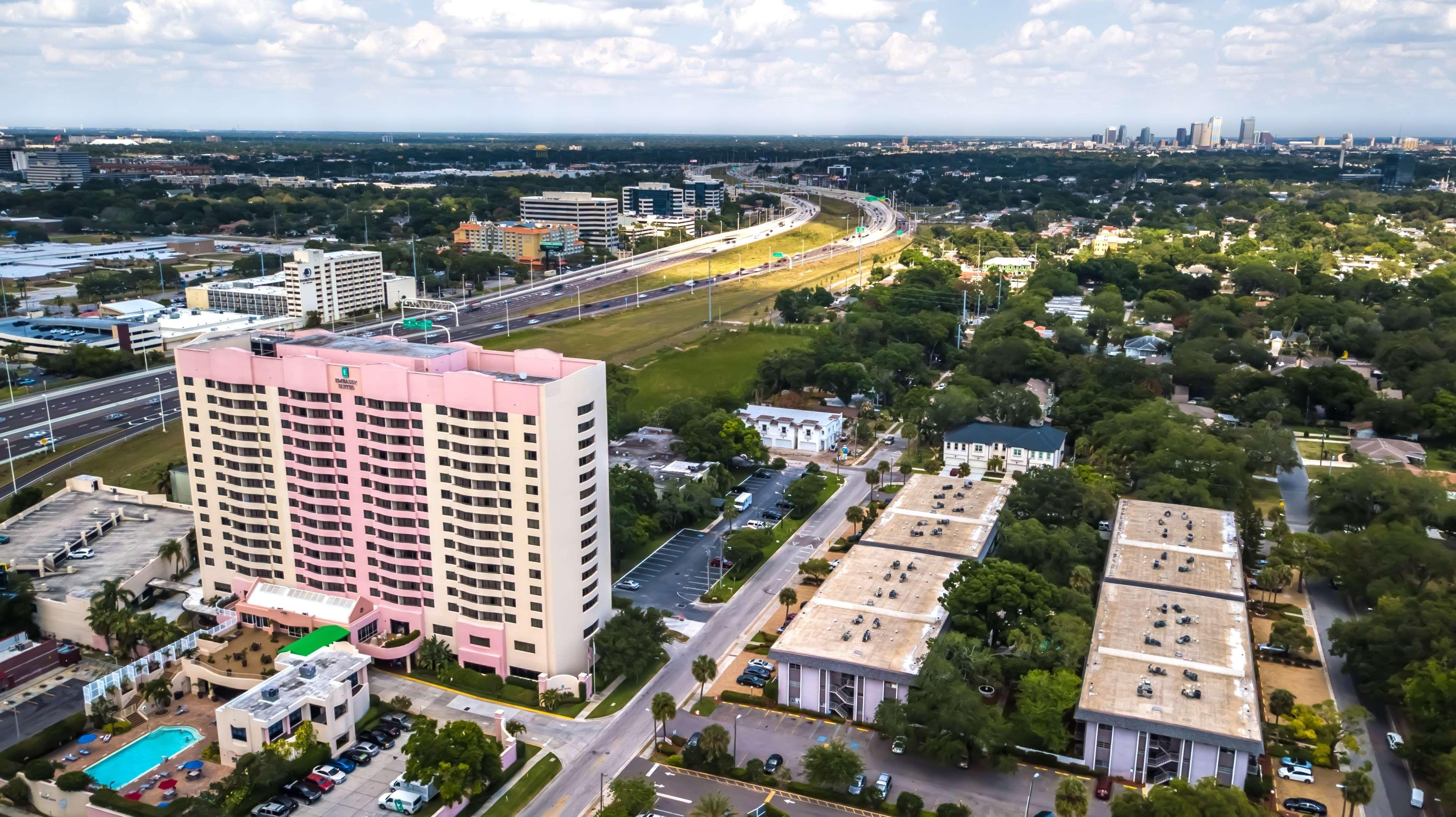 Embassy Suites By Hilton Tampa Airport Westshore Exterior foto